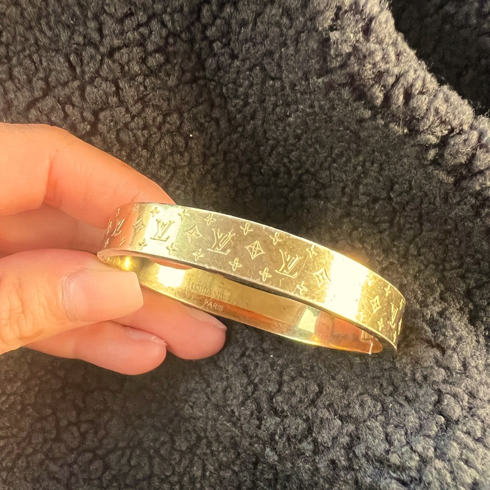 LV authentic bracelet